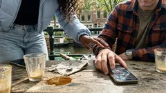 Wanneer kleine barstjes ontstaan: 8 toxische trekken die een relatie langzaam ondermijnen